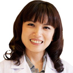 康曉妍醫師,營養醫學專家